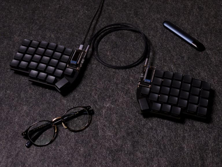 Lily58 Pro Choc Low-profile Hotswap Complete Split Keyboard